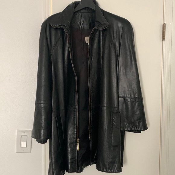 Large black leather coat - Picture 1 of 7